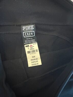 PINK Victoria's Secret Cozy Leggings in Black